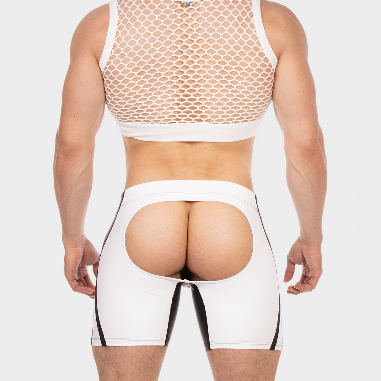 Barcode Berlin Short Vess White Black