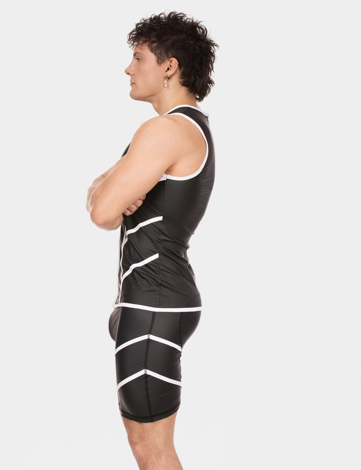 Barcode Berlin Vest Robin Black White