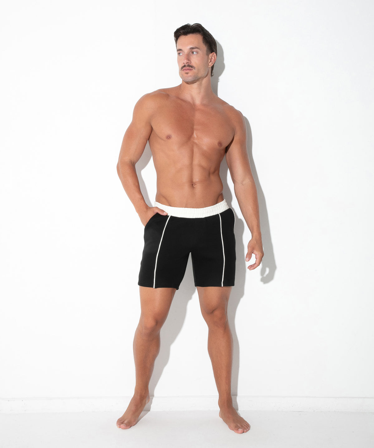 Code 22 Lounge Short Black
