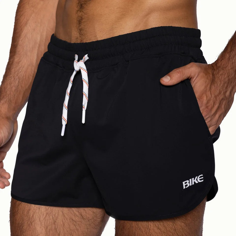 BIKE Track Short Black