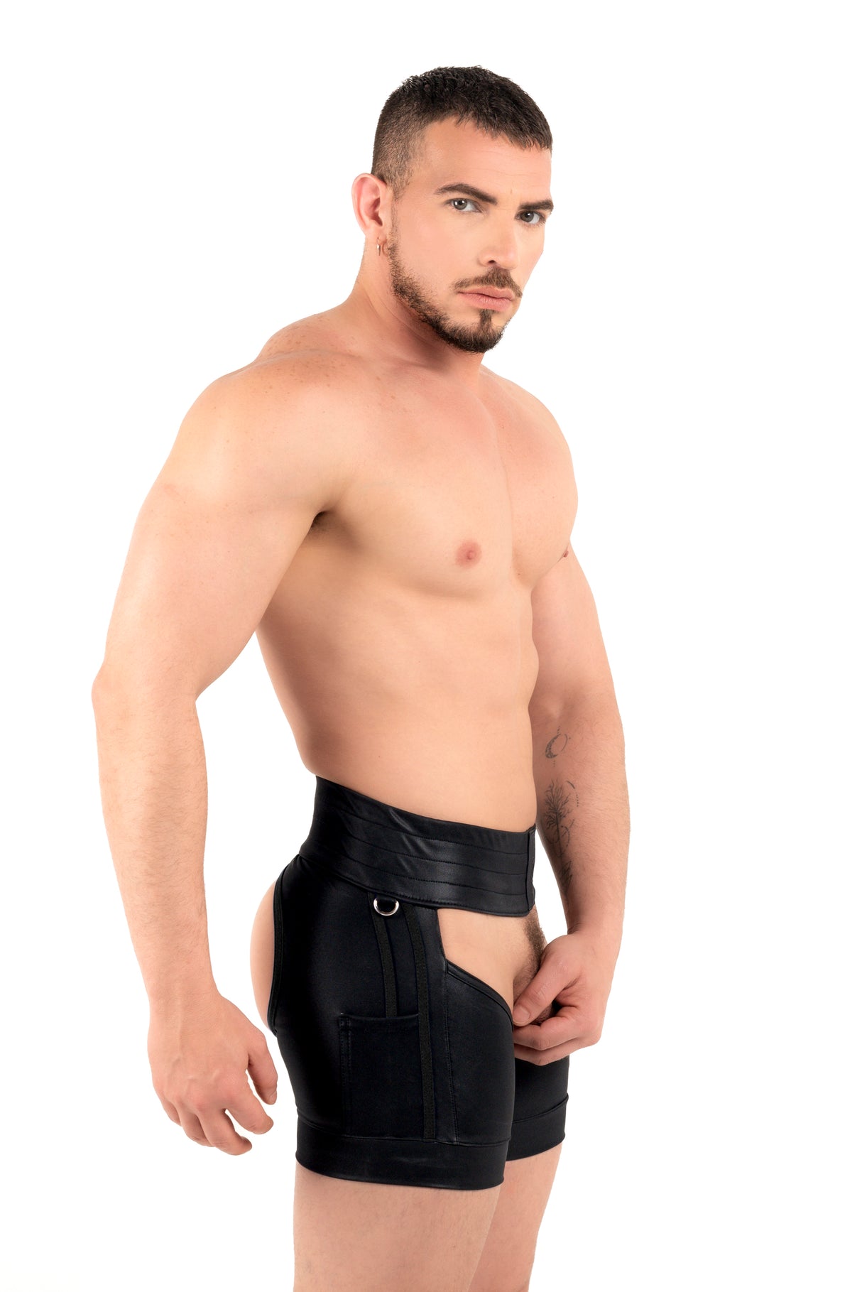 ROK Kinky Chap Short Black