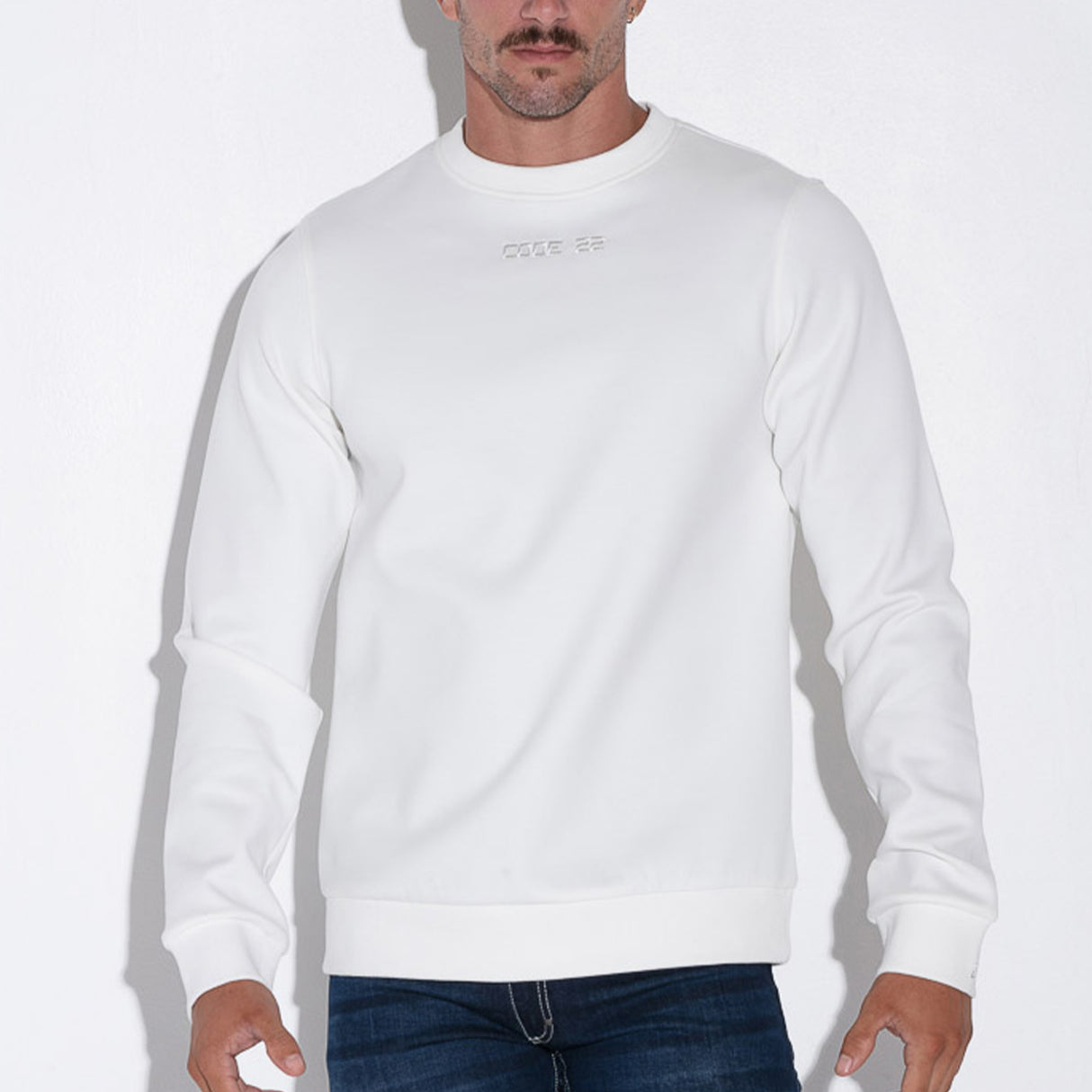 Code 22 Essential Sweatshirt Off White