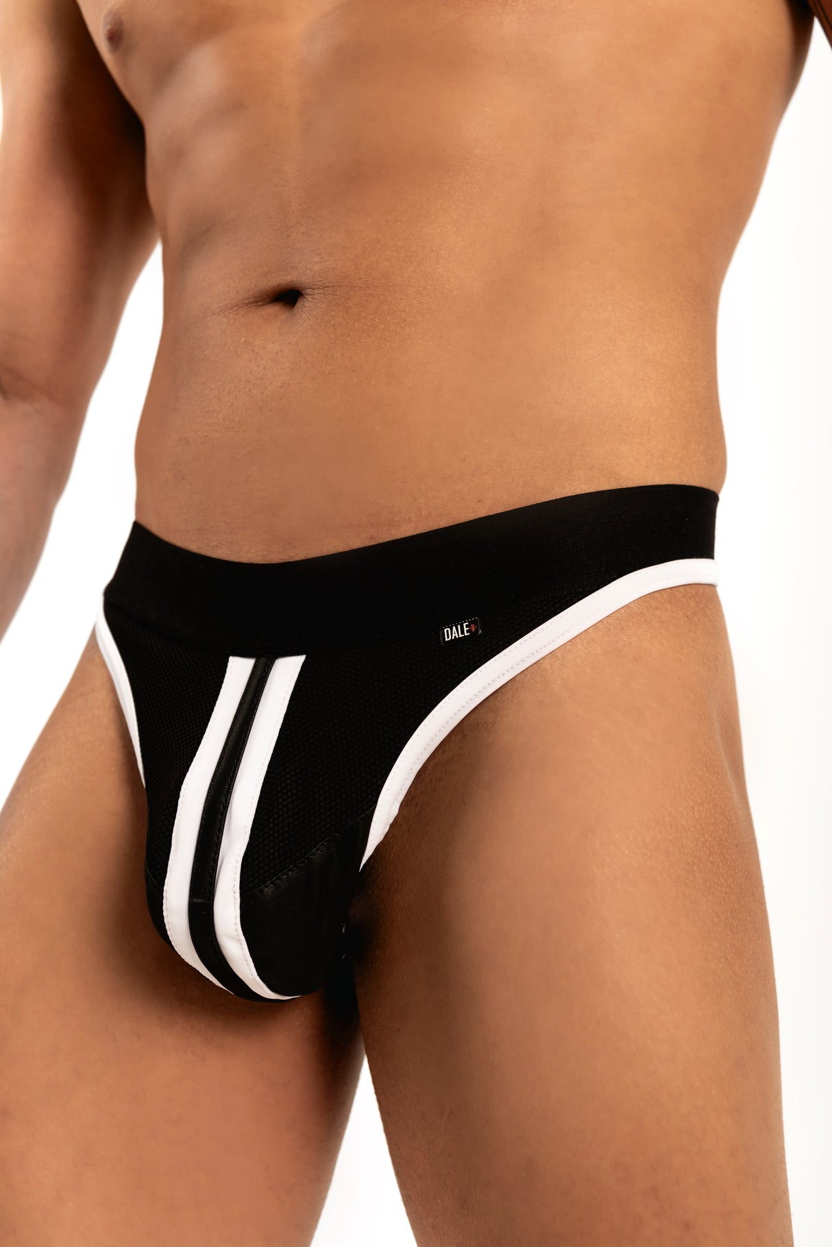 Dale Mas Kinky String Black White