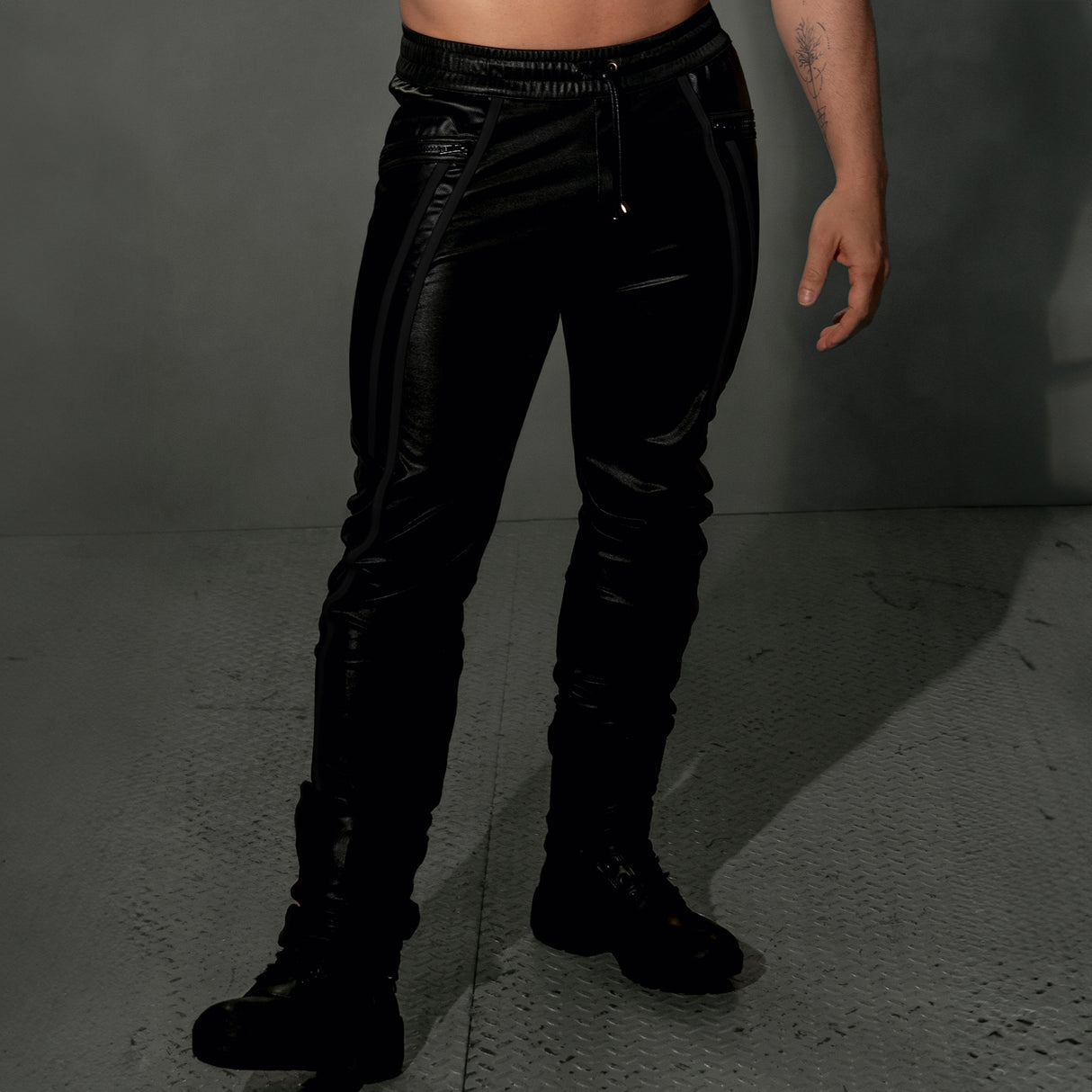 Dale Mas Biker + Kinky Pants Black