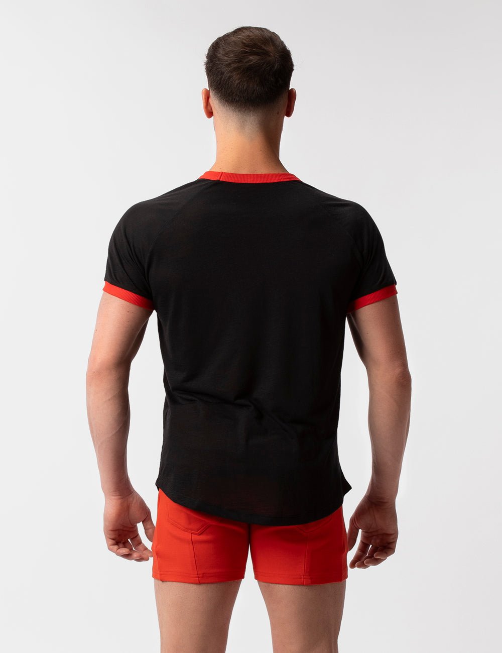 Barcode Berlin T Shirt Raglan Kenji Black - FETCH