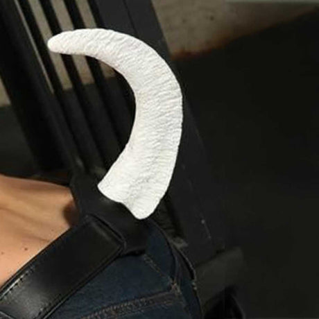 Square Peg Woofy Show Tail Puppy White