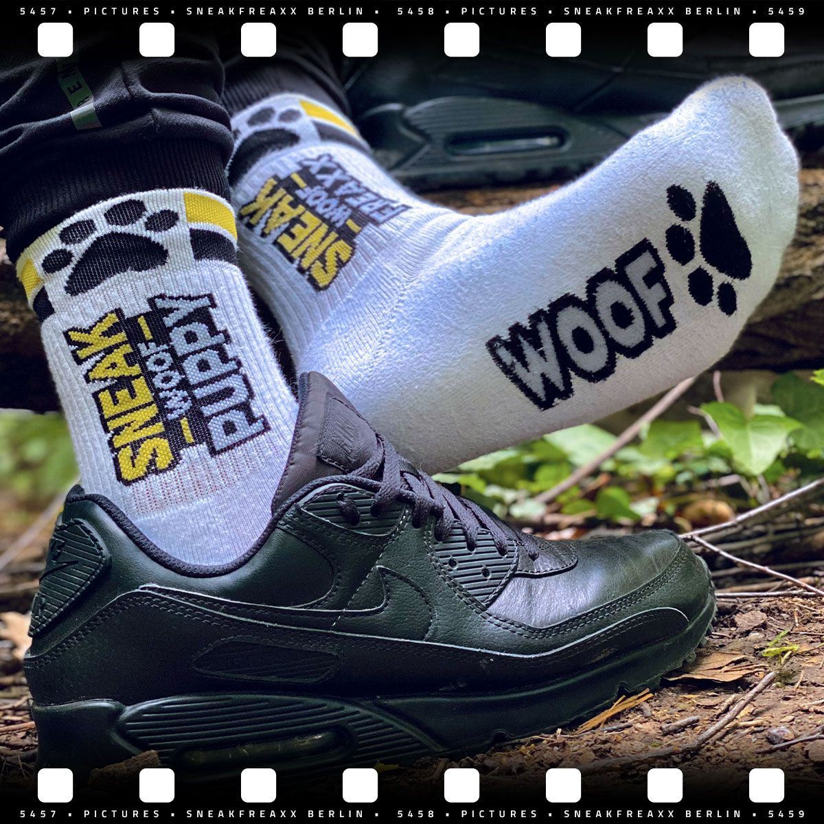 SNEAKFREAXX Woof Puppy Socks White Yellow