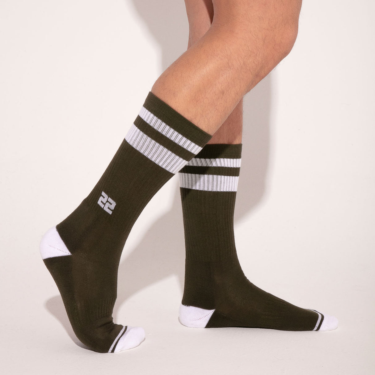 Code 22 Iconic Crew Socks Khaki
