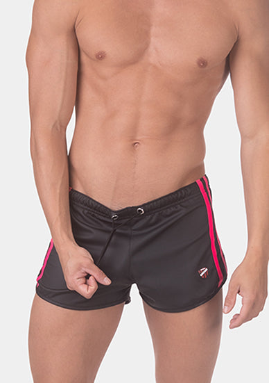 Barcode Berlin Short Byron Laboratory Black Pink