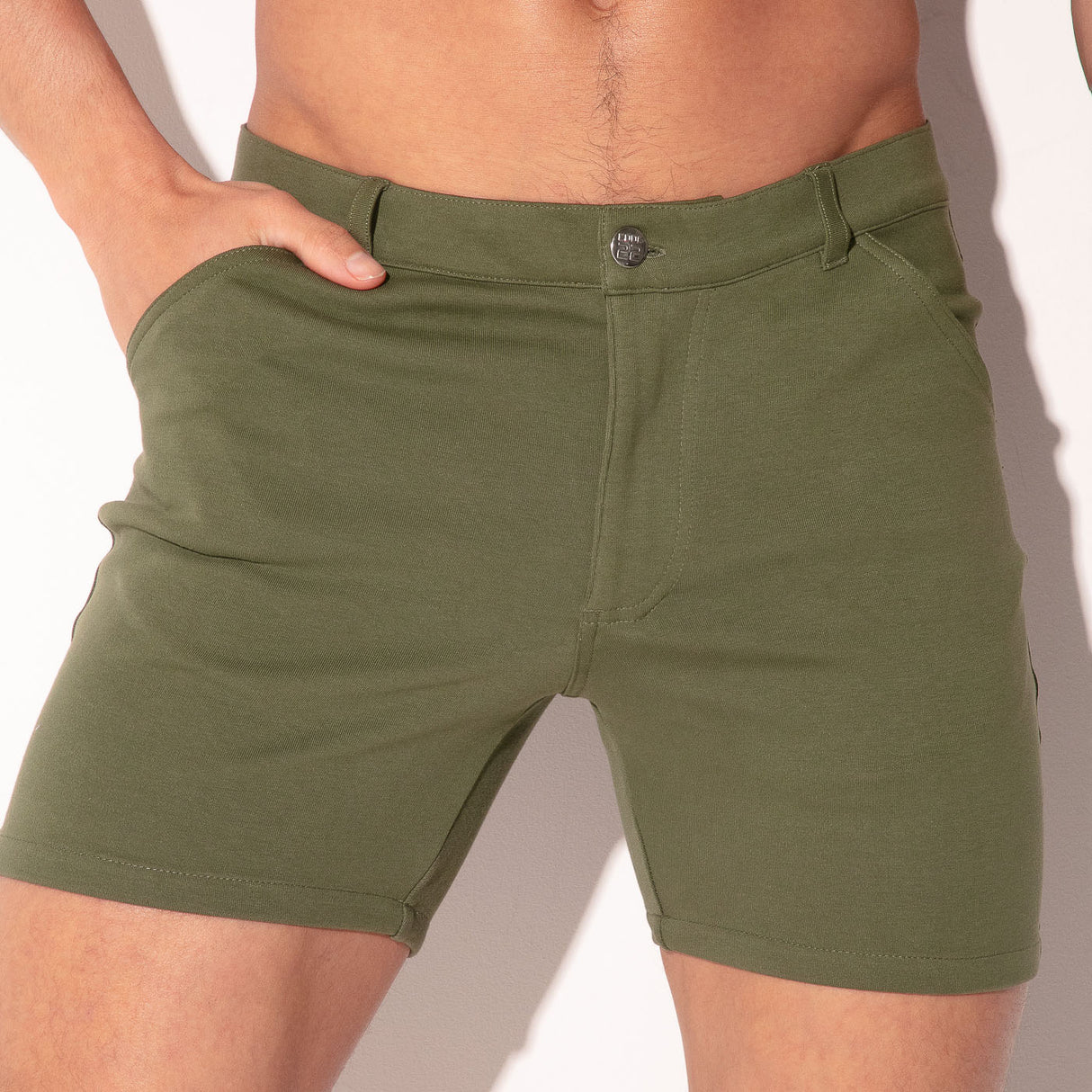 Code 22 Iconic Bermuda Short Khaki