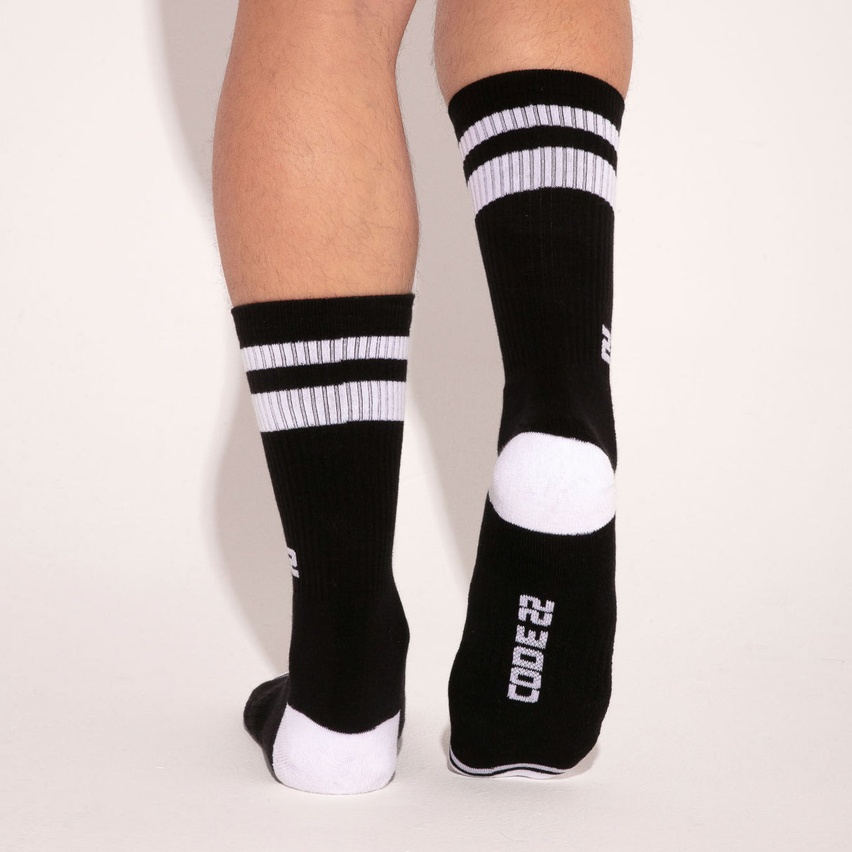 Code 22 Iconic Crew Socks Black