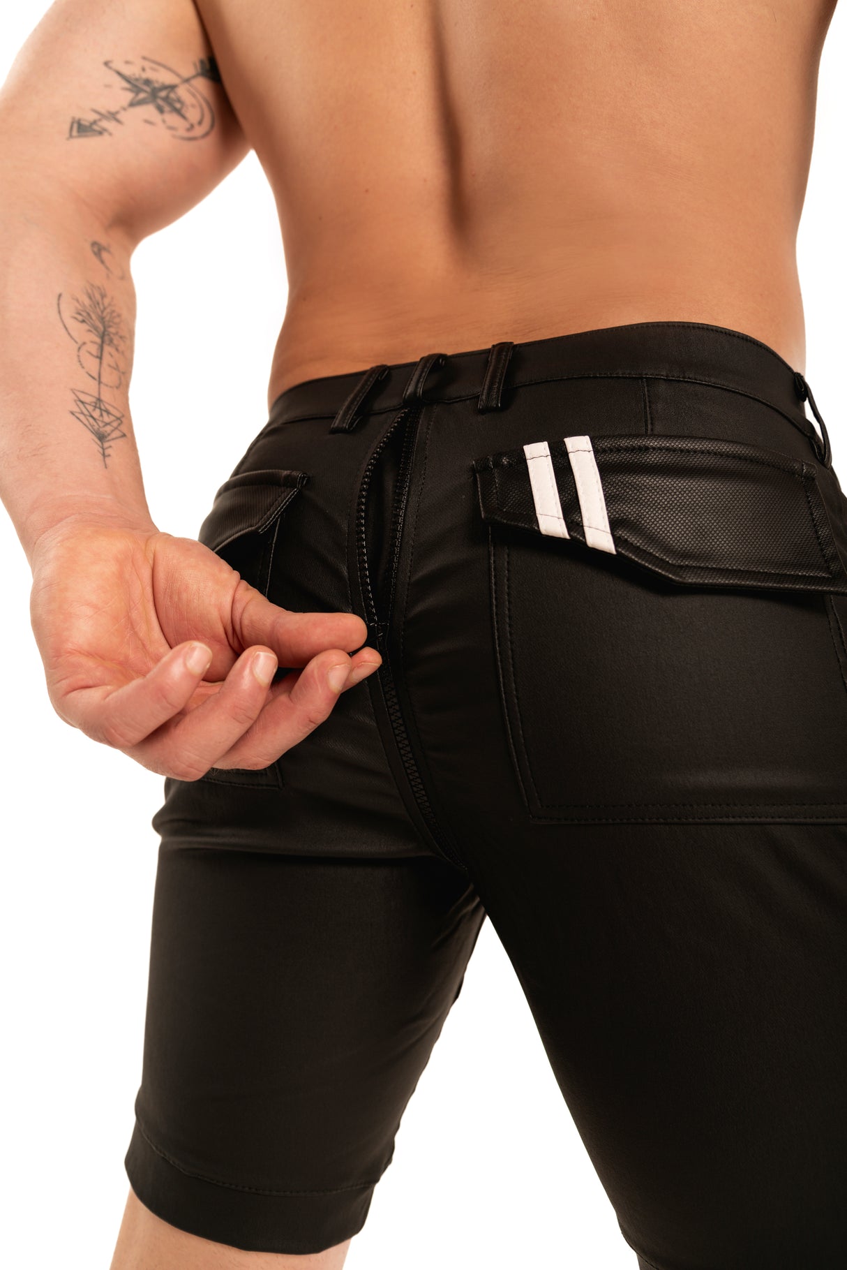 Dale Mas Industrial Cargo Short Zipper Black White