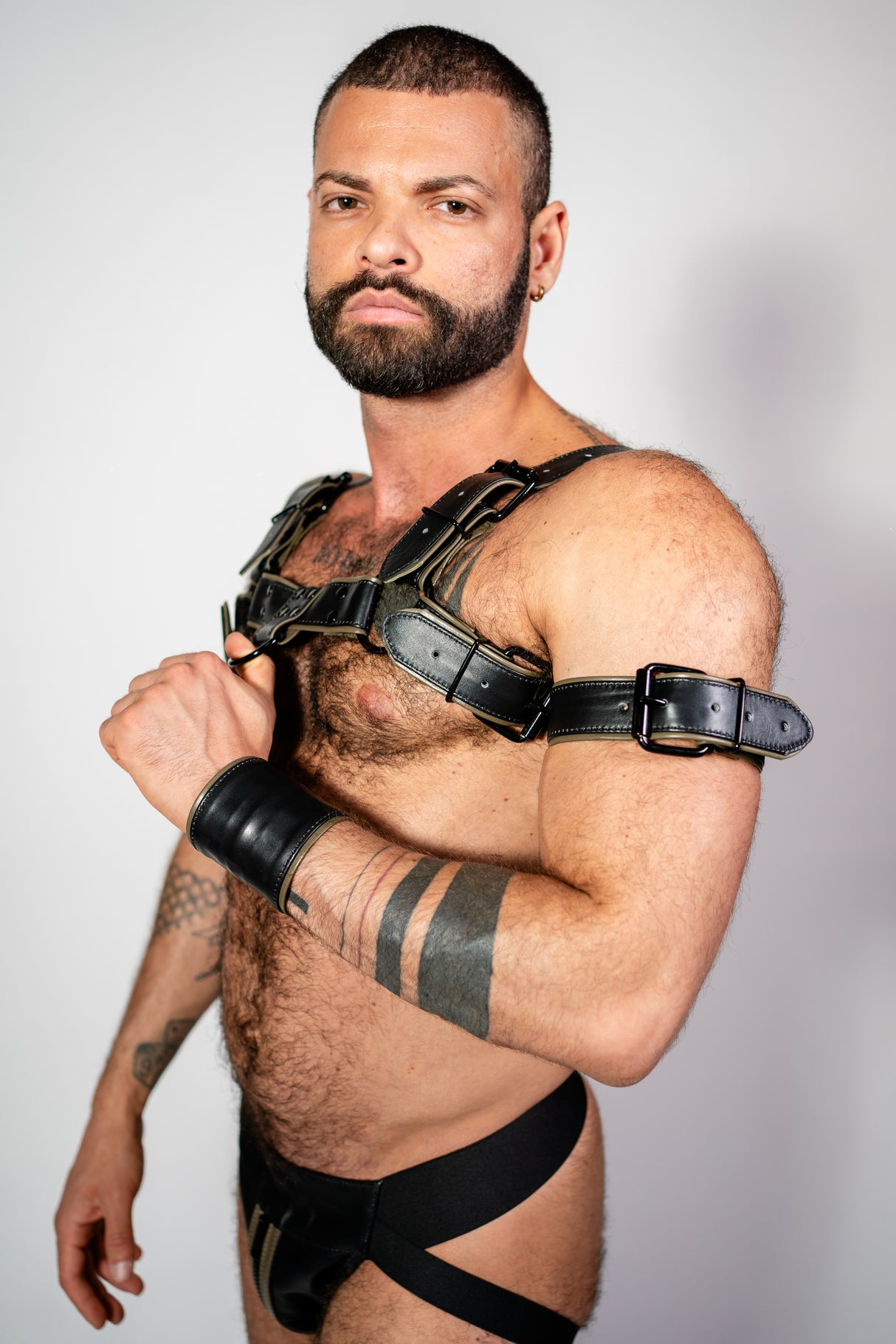 ruff GEAR Double Tone Leather Bicep Strap Army Black