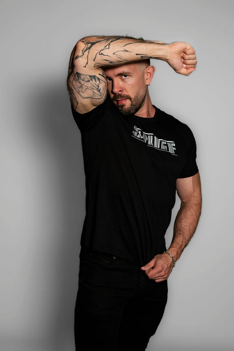 ruff GEAR Barcode Graphic T-Shirt SNIFF