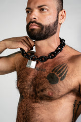 ruff GEAR Pitbull Chain 8mm with 40mm Master Lock Black