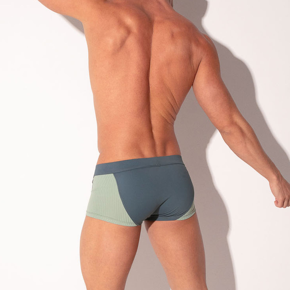 Code 22 San Francisco Swim Trunk Grey