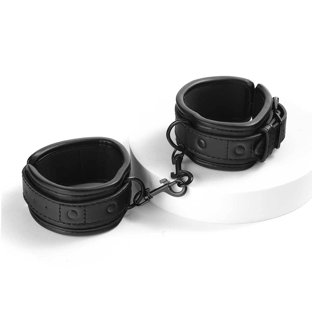 BASIXXX Faux Leather Neck to Wrist Leash Restraint Kit