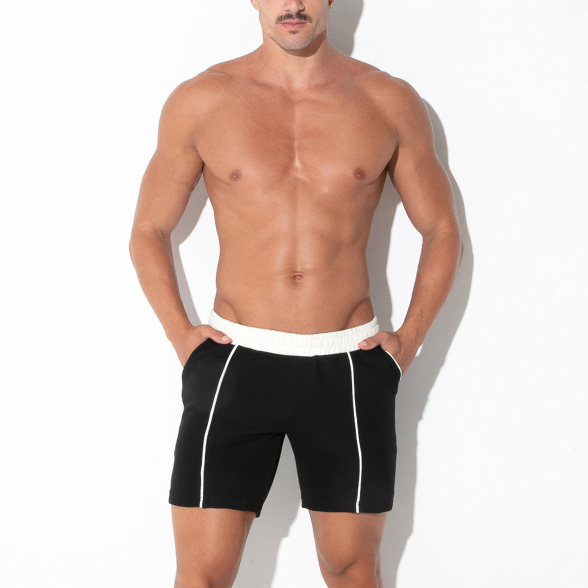 Code 22 Lounge Short Black