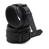 BASIXXX Ankle Restraint Black - FETCH