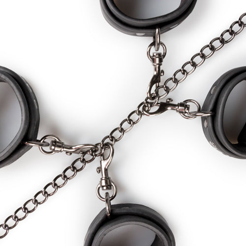 EasyToys Fetish Set with Collar Ankle and Wrist Restraints