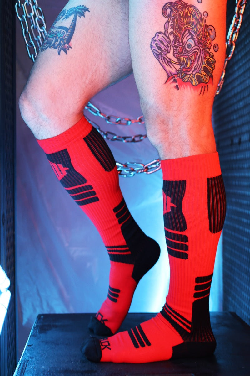 Breedwell Hypnotix Socks Red