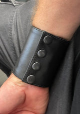 ruff GEAR Ultimate Wrist Wallet